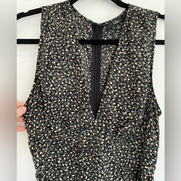 Lulu’s • Ruffled midi dress - Picture 8 of 13